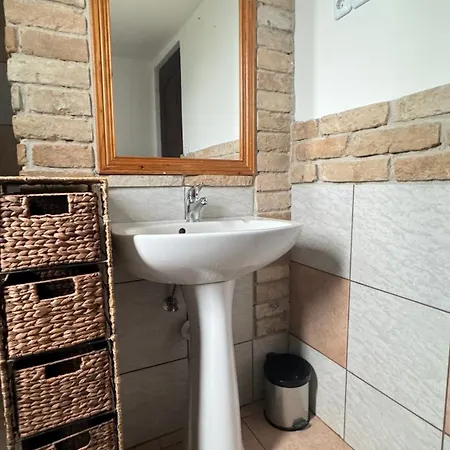 木屋 Retro Lakefront House With A Dock *