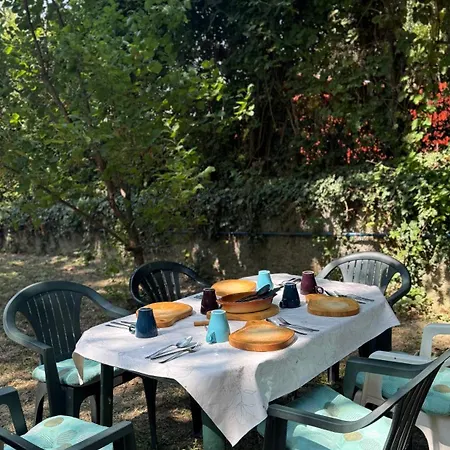 Retro Lakefront House With A Dock * Balatonvilágos
