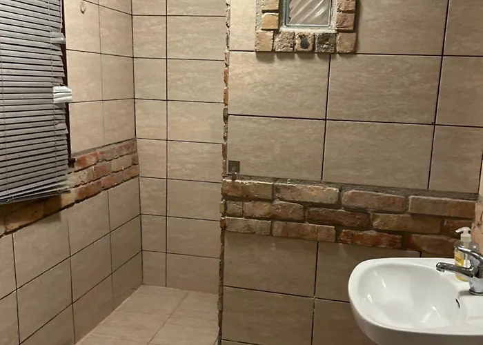 シャレー Retro Lakefront House With A Dock *