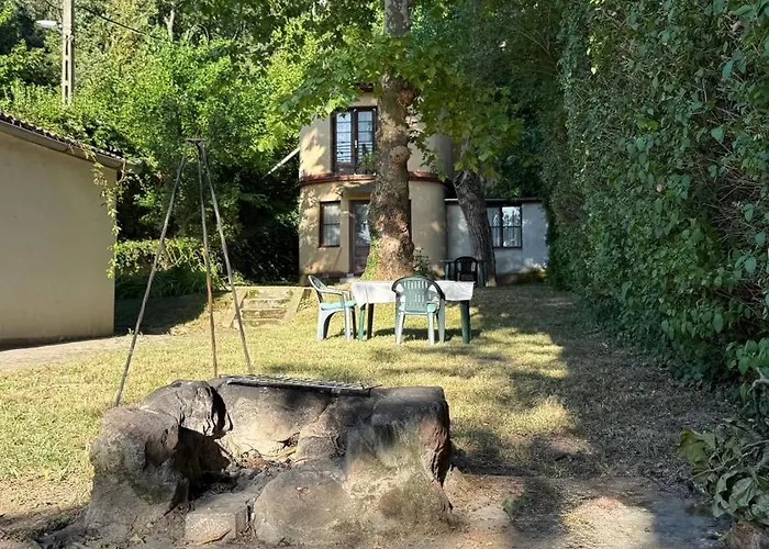 Retro Lakefront House With A Dock Balatonvilágos