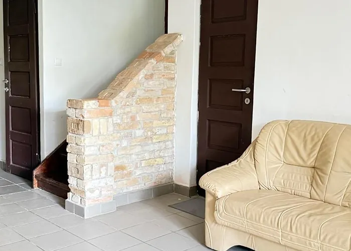 シャレー Retro Lakefront House With A Dock