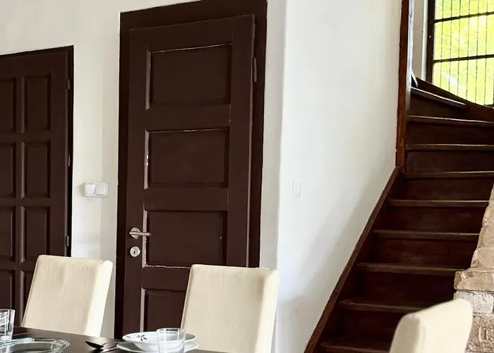 Retro Lakefront House With A Dock シャレー Balatonvilágos