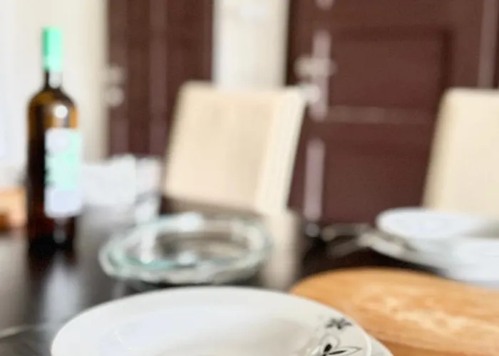 Retro Lakefront House With A Dock シャレー Balatonvilágos